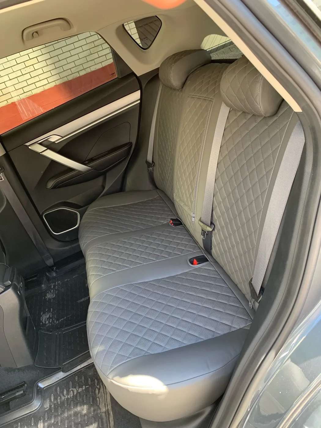 Чехлы на Geely Coolray — установка в Энгельсе