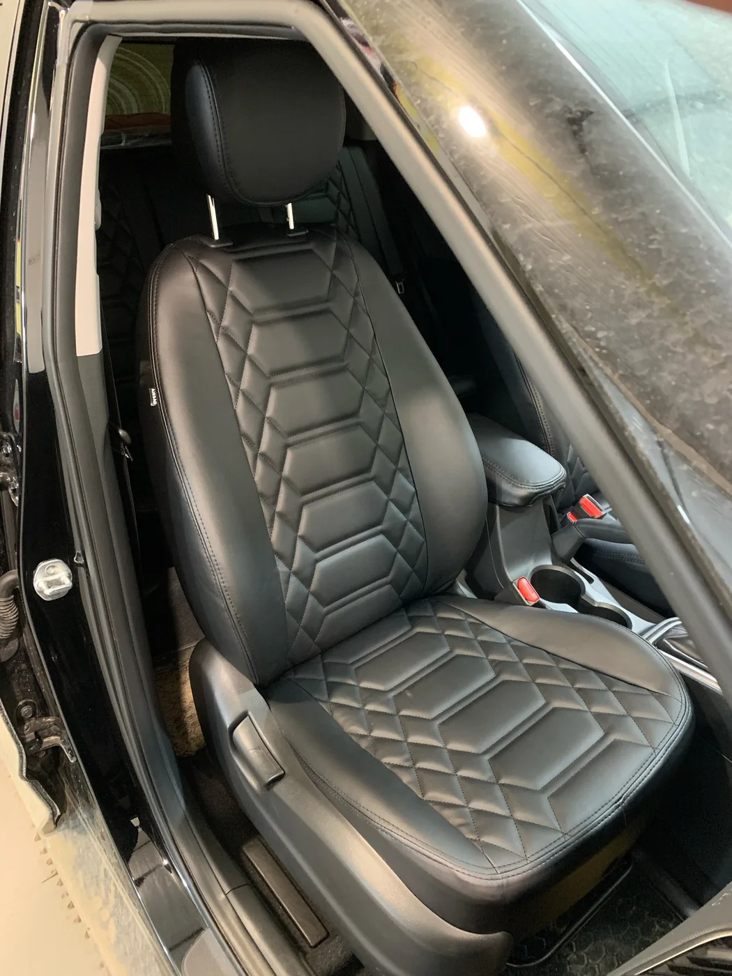 Чехлы на Hyundai Creta — установка в Энгельсе