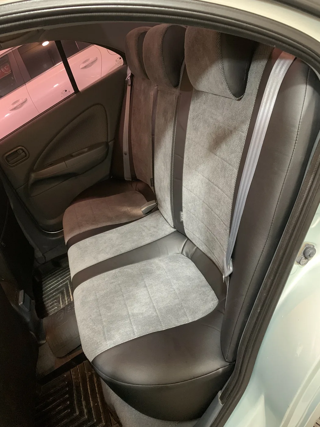 Чехлы на Nissan Almera — установка в Энгельсе