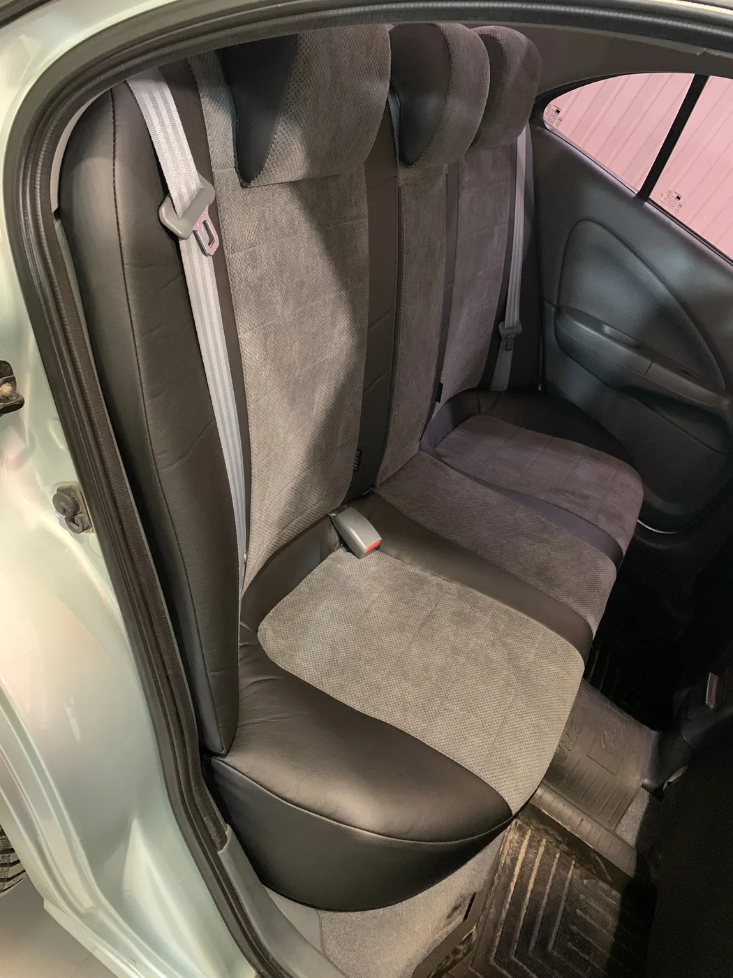 Чехлы на Nissan Almera — установка в Энгельсе