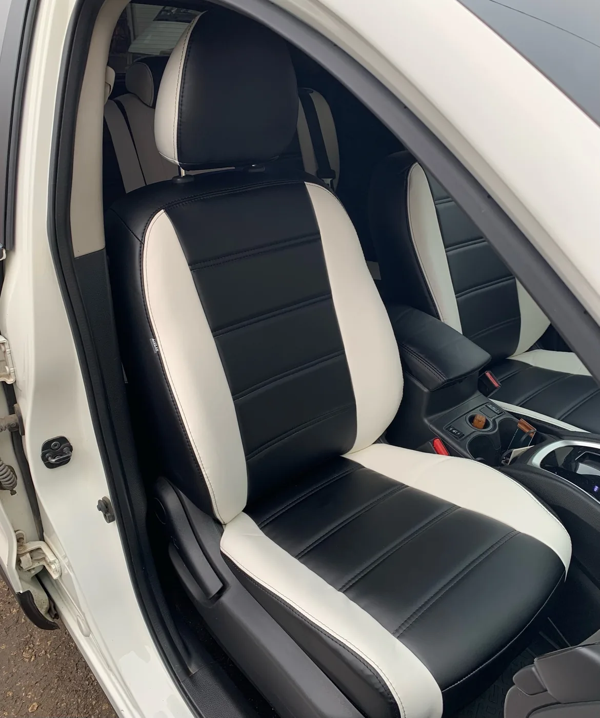 Чехлы на Nissan Qashqai — установка в Энгельсе