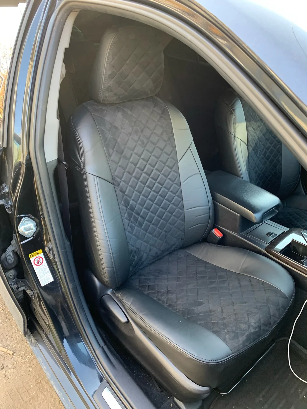 Чехлы на Toyota Camry — установка в Энгельсе
