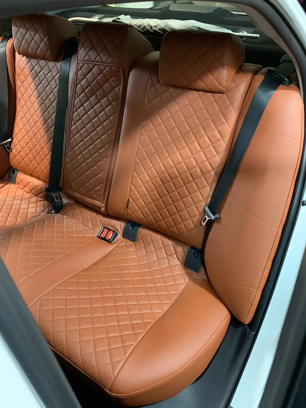 Чехлы на Toyota Camry — установка в Энгельсе