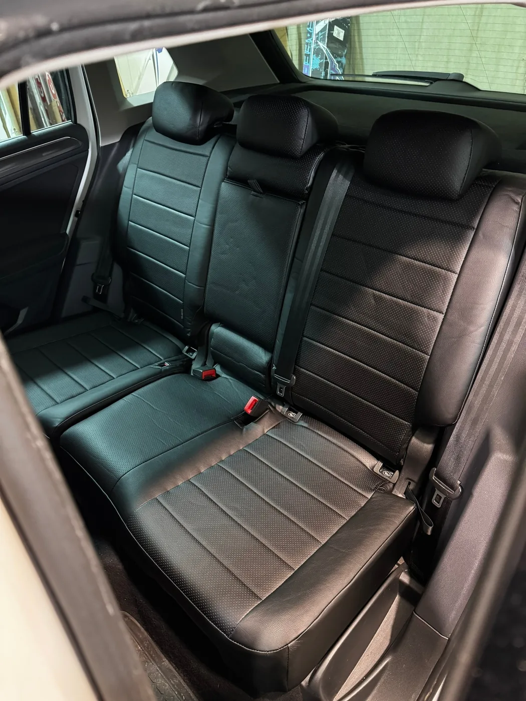 Чехлы на Volkswagen Tiguan — установка в Энгельсе